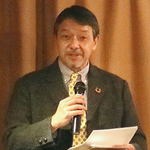 田中氏